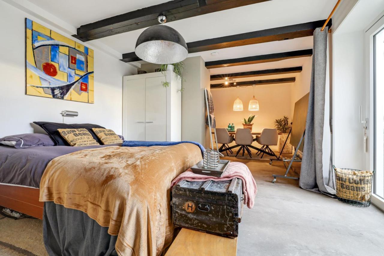 Prachtig Appartement In Hartje Sneek Bagian luar foto