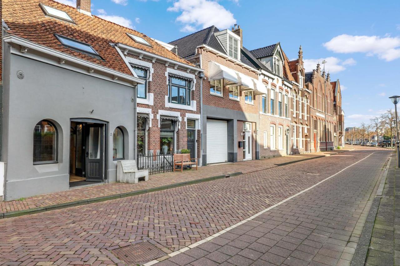 Prachtig Appartement In Hartje Sneek Bagian luar foto