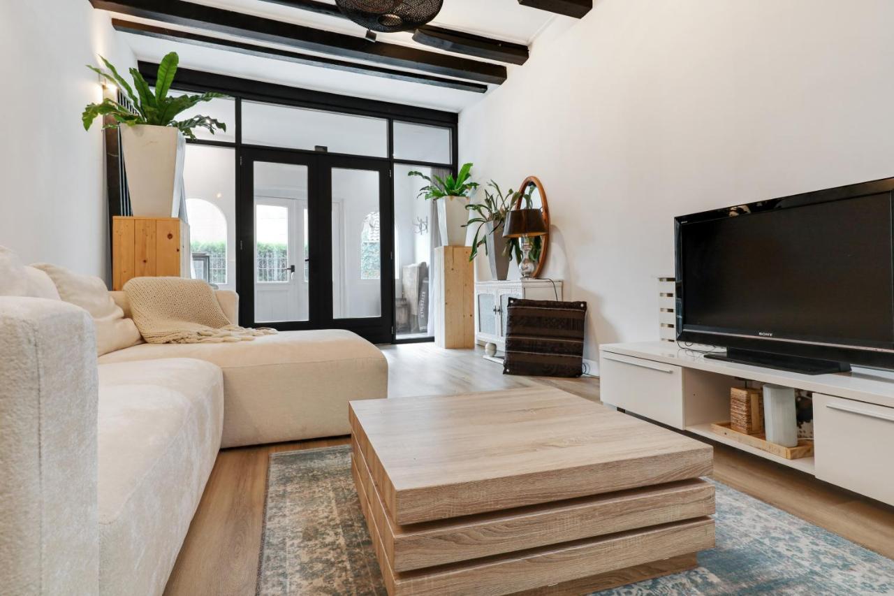 Prachtig Appartement In Hartje Sneek Bagian luar foto