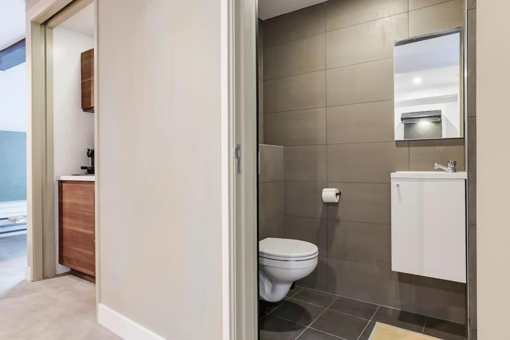 Prachtig Appartement In Hartje Sneek Bagian luar foto
